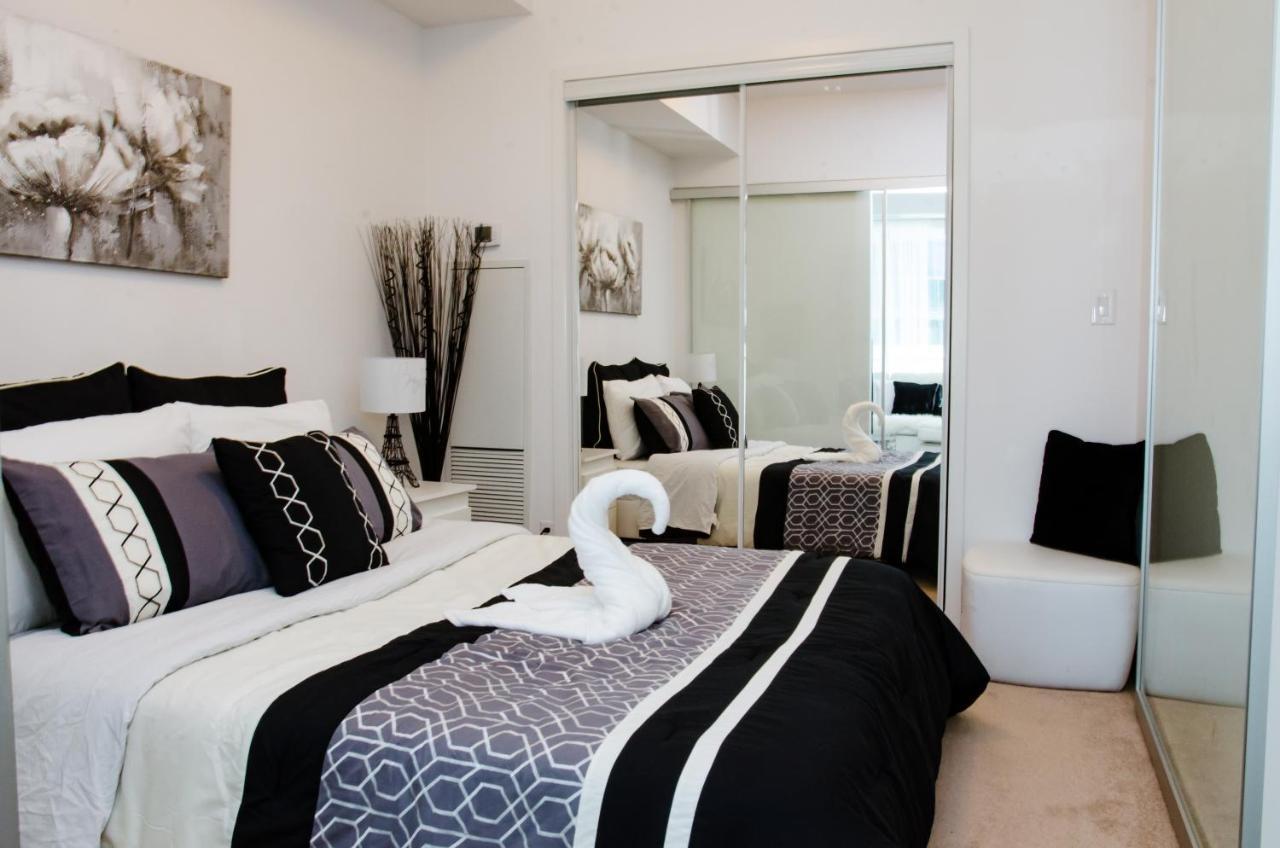 Marvelous Apartments In The Heart Of Toronto Exterior photo