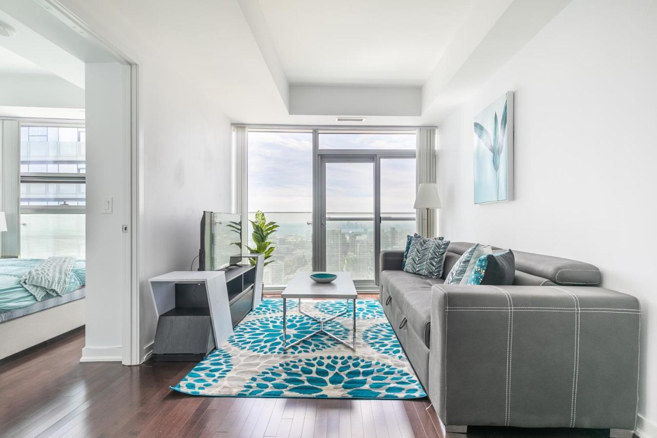 Marvelous Apartments In The Heart Of Toronto Exterior photo