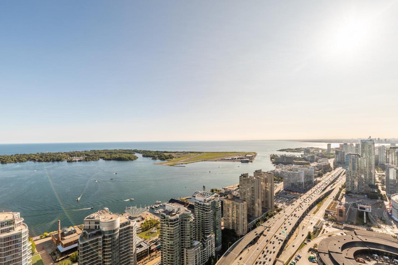 Marvelous Apartments In The Heart Of Toronto Exterior photo