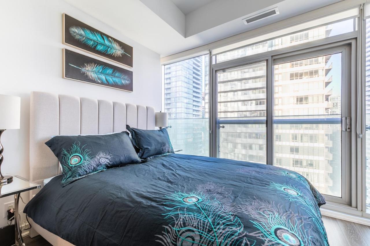 Marvelous Apartments In The Heart Of Toronto Exterior photo