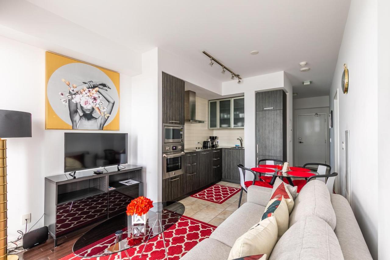 Marvelous Apartments In The Heart Of Toronto Exterior photo