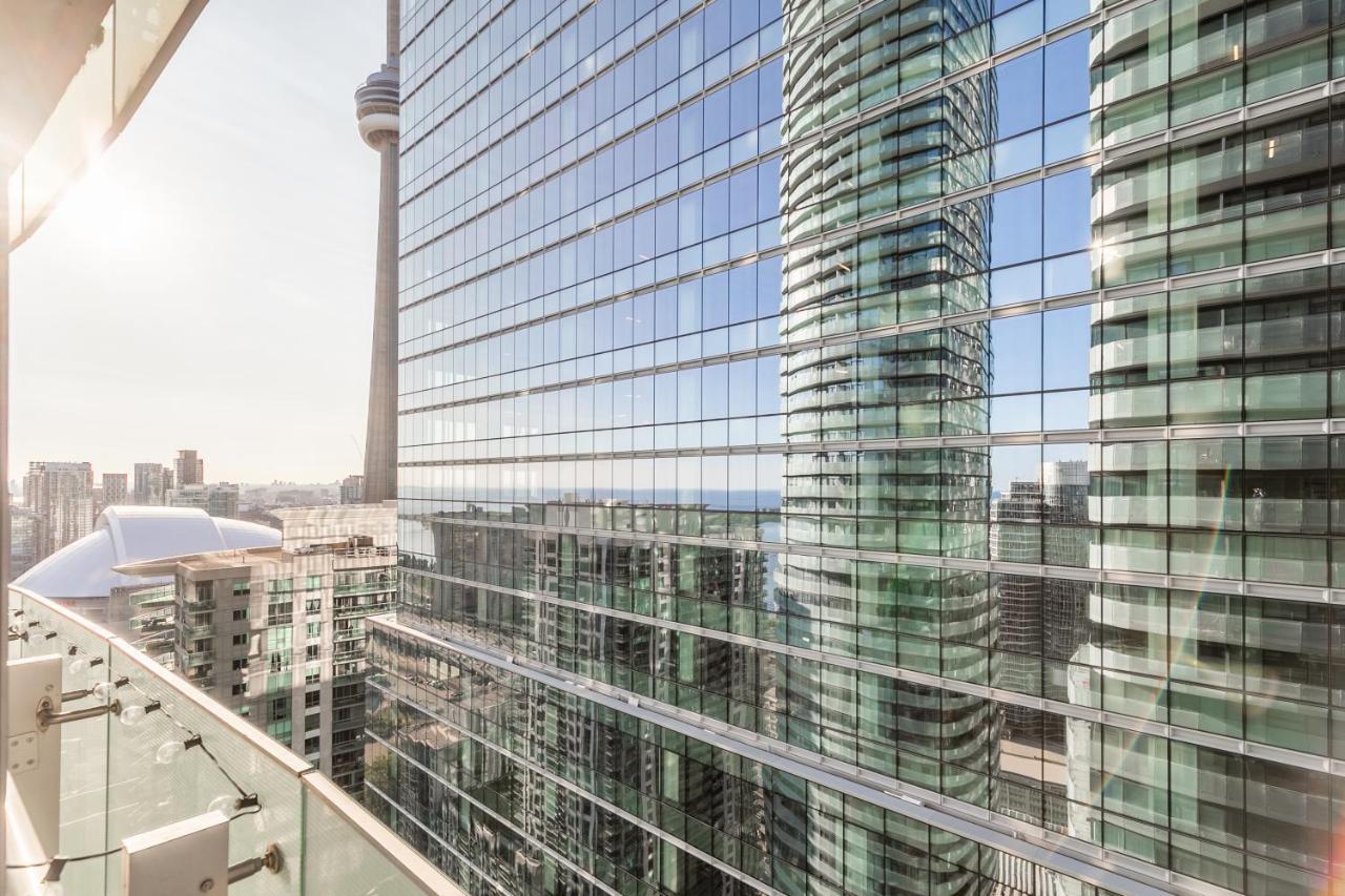 Marvelous Apartments In The Heart Of Toronto Exterior photo