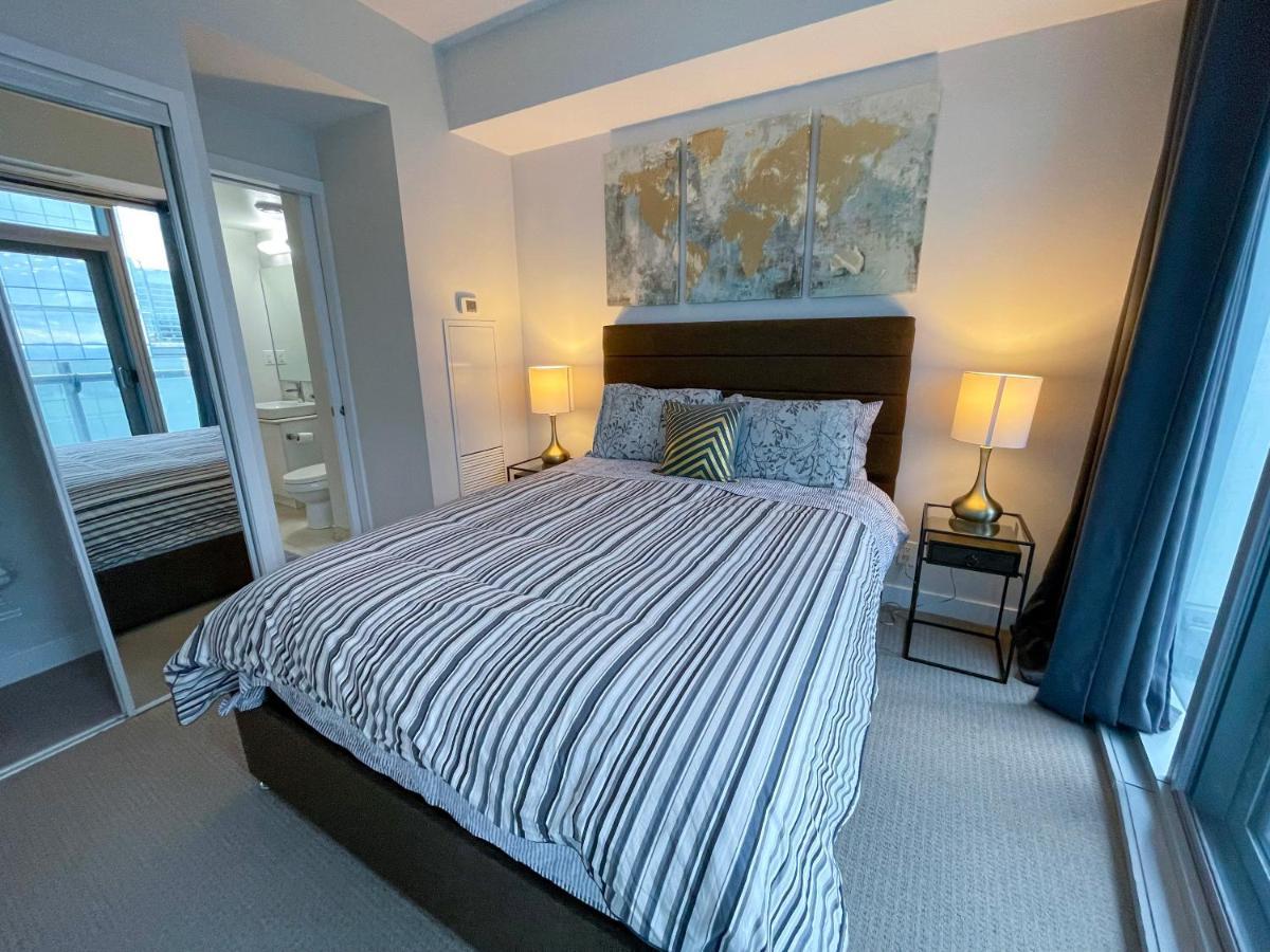 Marvelous Apartments In The Heart Of Toronto Exterior photo